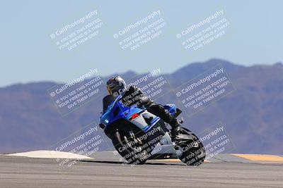 media/Mar-24-2025-Moto Forza (Mon) [[57ce5c5cff]]/3-Beginner Group/Session 4 (Turn 9)/